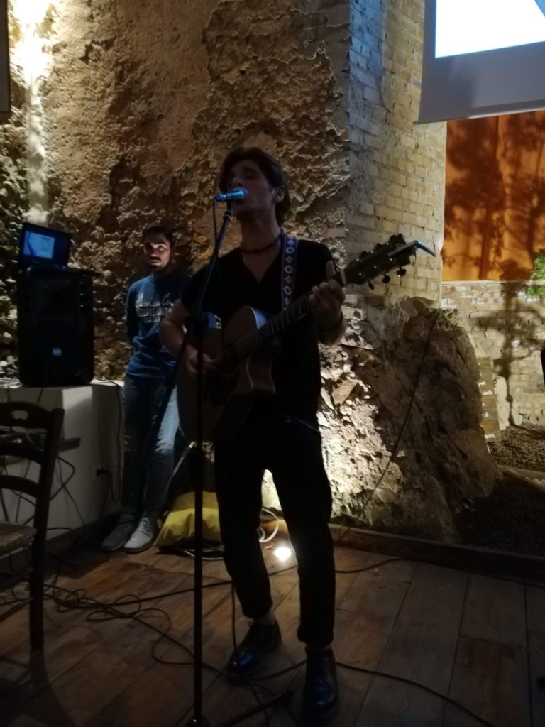 canzone_libriamoci